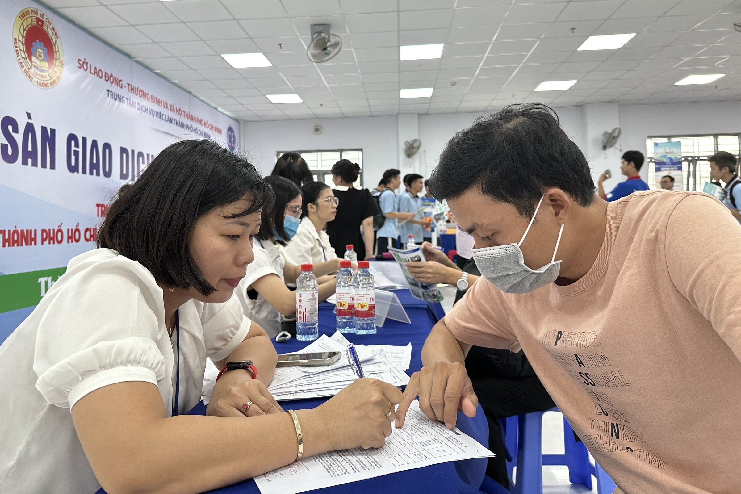 В г Хошимине потребуется около 160 000 трудящихся