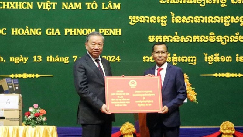 Президент То Лам успешно завершил государственный визит в Камбоджу