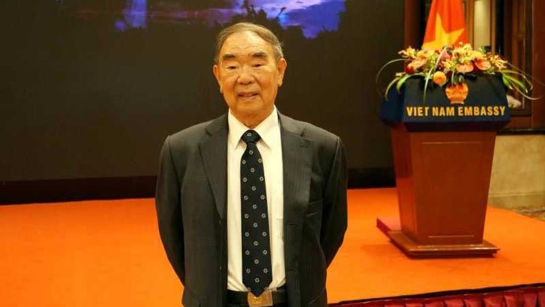 Напряженная битва умов за столом переговоров