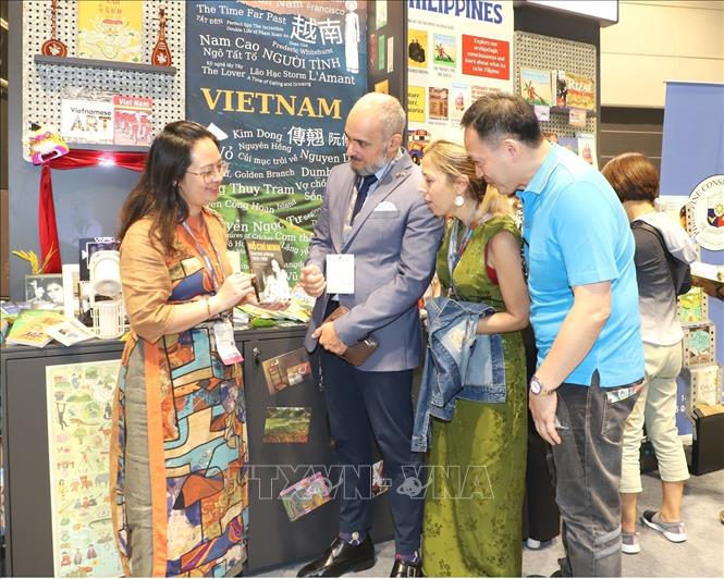 Книжная ярмарка – культурный мост между Вьетнамом и Гонконгом