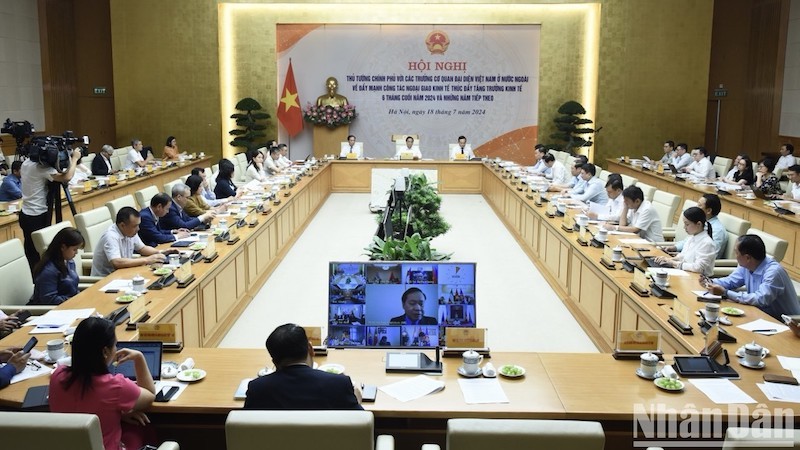 Решительное и эффективное осуществление работы в сфере экономической дипломатии