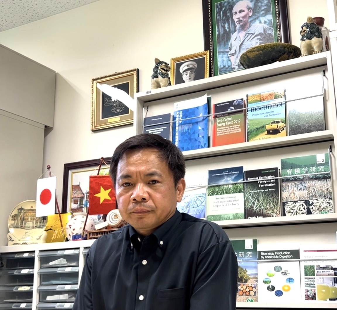 Вьетнамцы в Японии Благодаря генсеку ЦК КПВ Нгуен Фу Чонгу позиция Вьетнама на мировой арене всё больше укрепляется