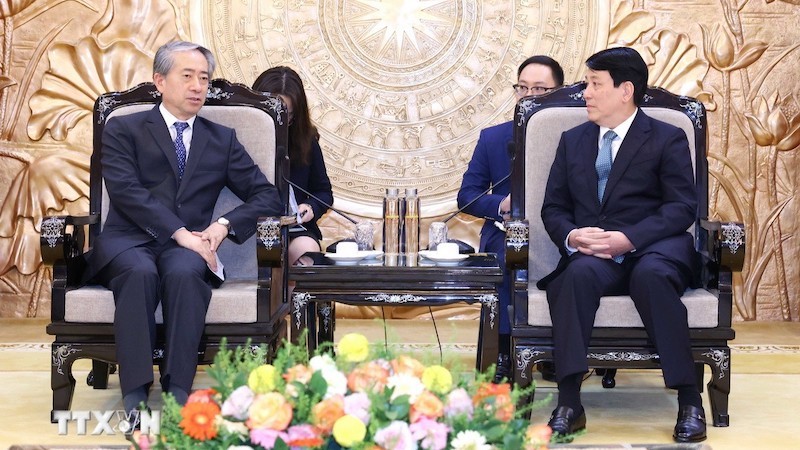 Постоянный член Секретариата ЦК КПВ Лыонг Куонг принял Посла Китая Сюн Бо