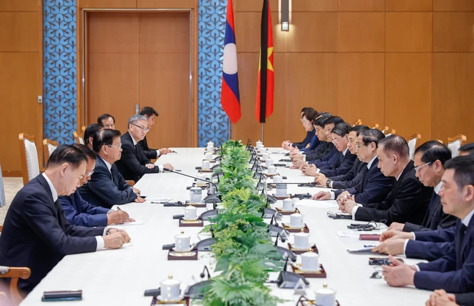 Премьер-министр встретился с Генеральным секретарем ЦК НРПЛ, Президентом Лаоса