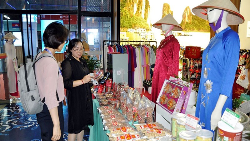 Вьетнамские предприятия активно развивают и используют потенциал экспорта на китайский рынок