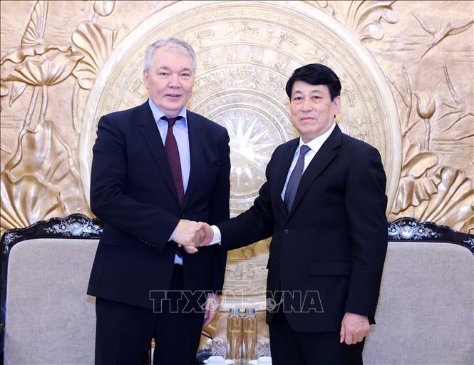 Постоянный член Секретариата ЦК КПВ Лыонг Кыонг принял заместителя председателя КПРФ