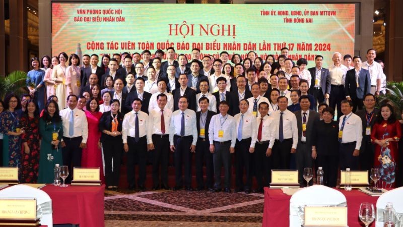 Газета «Народные депутаты» должна эффективно выполнять роль «газеты НС»