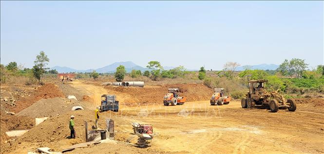 Премьер-министр предложил решения по продвижению освоения государственного инвестиционного капитала