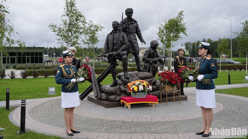 В России открыт памятник вьетнамским воинам-интернационалистам