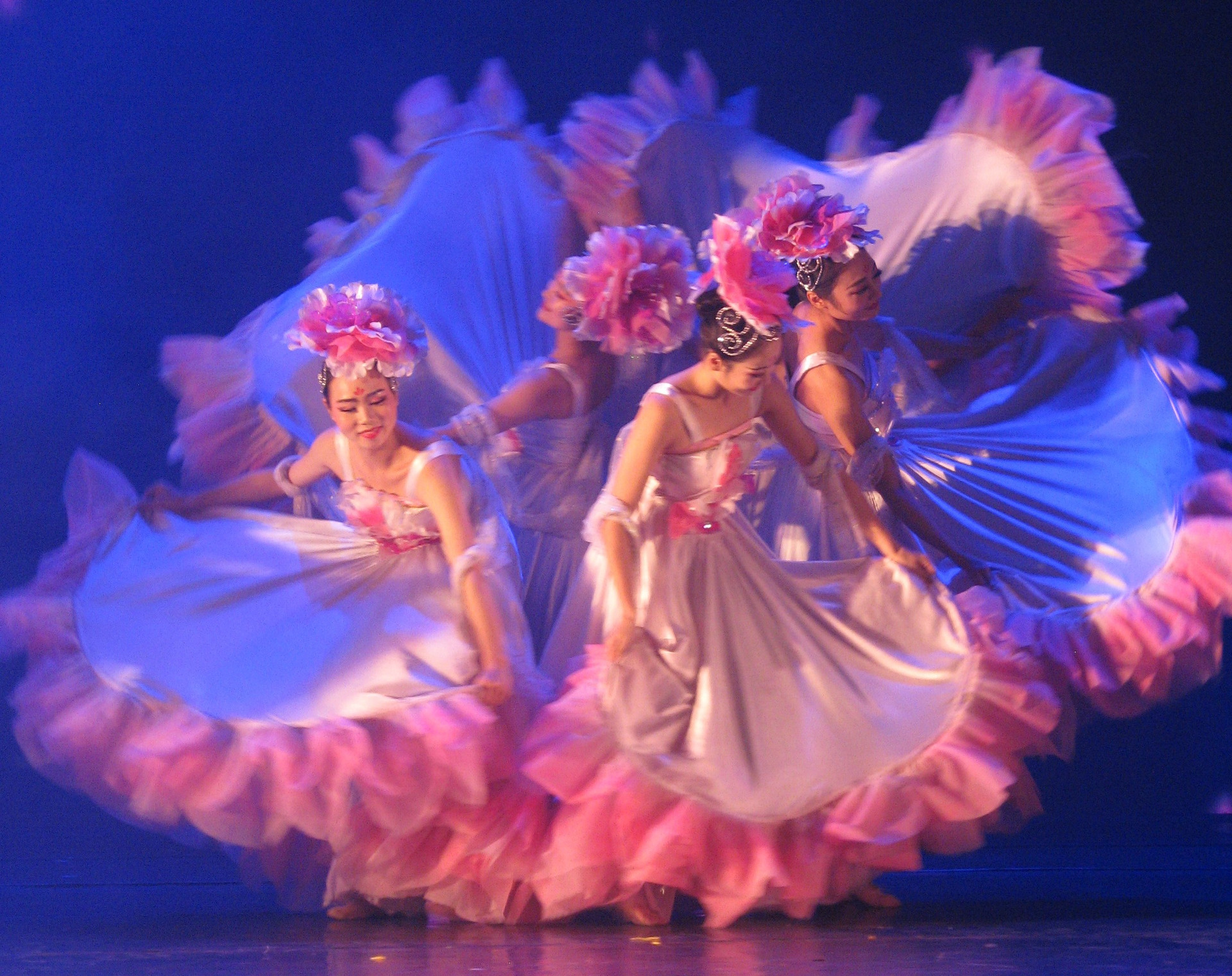 9 стран принимают участие в Международном фестивале танца-2024 во Вьетнаме