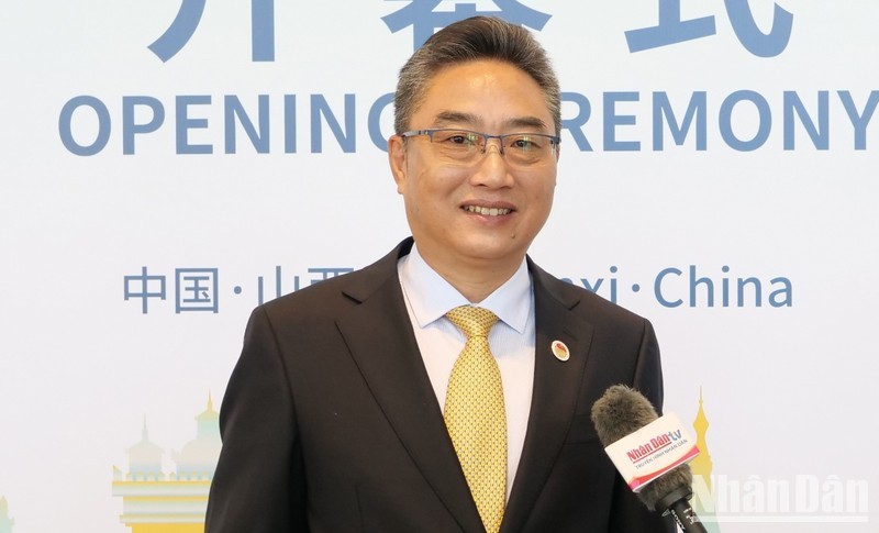 Китайская общественность высоко оценивает активное развитие китайско-вьетнамских отношений