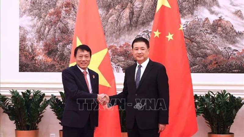 Содействие сотрудничеству в области безопасности и правоохранительной деятельности между Вьетнамом и Китаем