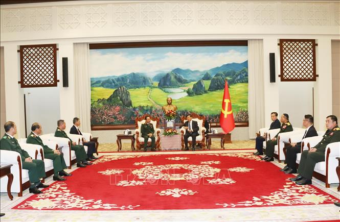 Дальнейшее укрепление сотрудничества между Главными политическими управлениями народных армий Вьетнама и Лаоса