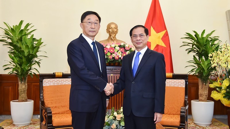 Укрепление сотрудничества между Гуанси и министерствами, секторами и местностями Вьетнама