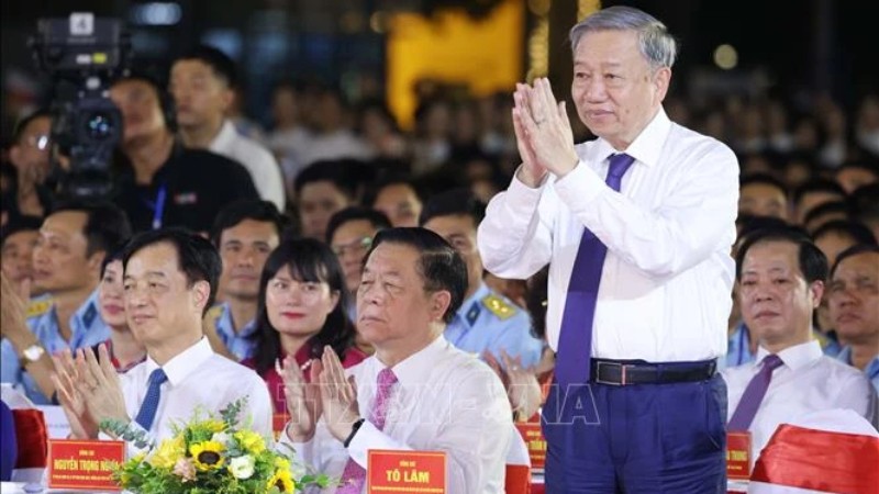 Генеральный секретарь ЦК КПВ, Президент То Лам принял участие в специальной художественно-публицистической программе «Слова, которые он оставил после себя»