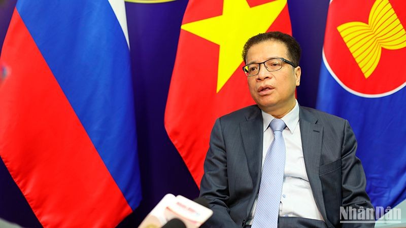 Россия всегда считает Вьетнам стратегическим партнером и верным другом