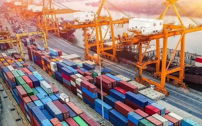 Крупнейшие экспортные рынки товаров Вьетнама за первые 8 месяцев 2024 г