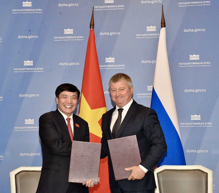 Активизация обмена опытом между Канцелярией НС СРВ и аппаратом Государственной Думы РФ