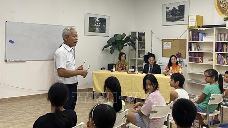 Запуск творческого конкурса «Вьетнам во мне » в Венгрии