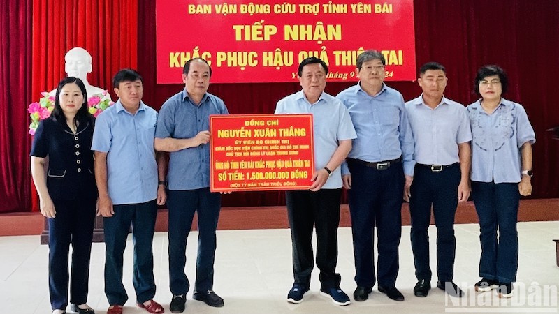 Руководители Партии и Государства проверили ход ликвидации последствий наводнения в местностях