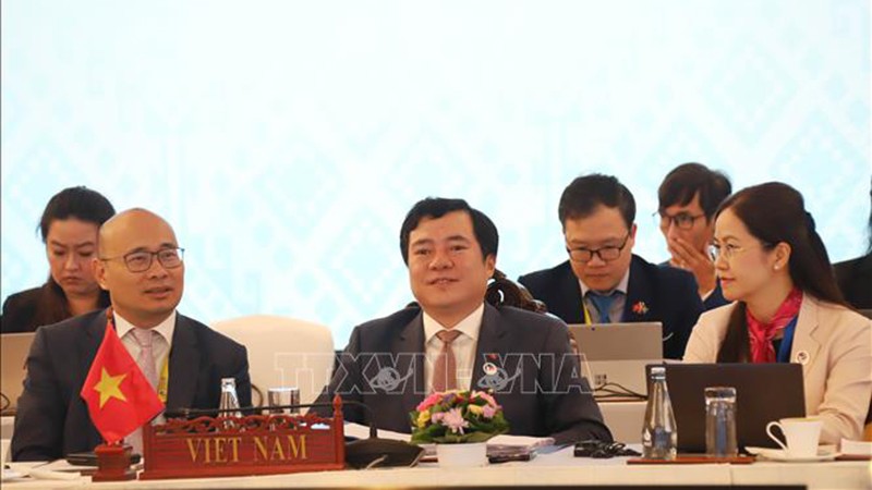 Вьетнам дал положительные комментарии по экономическому сотрудничеству внутри АСЕАН