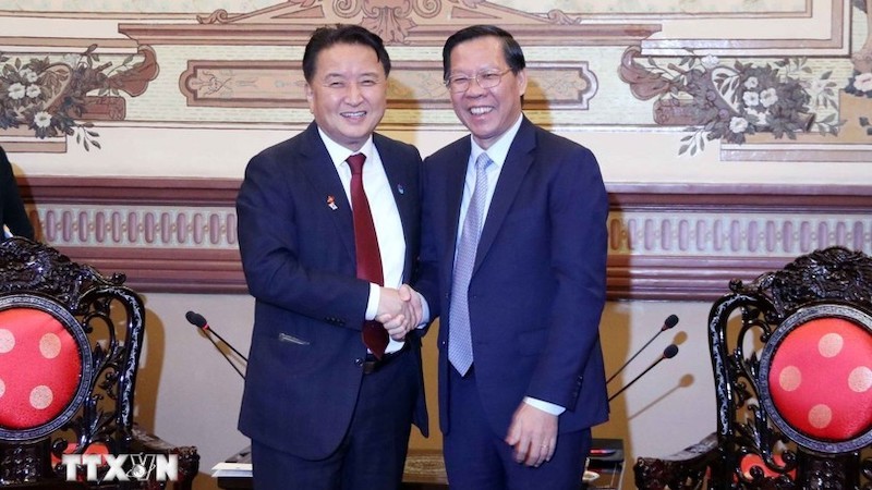 Г Хошимин сотрудничает с провинцией Чхунчхон-Пукто, Южная Корея, в подготовке высококвалифицированных кадров