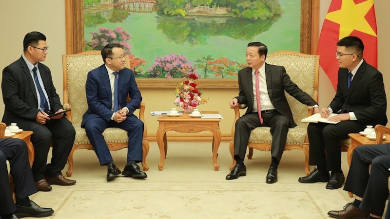 Вице-премьер Чан Хонг Ха принял руководителя китайской компании Geely Auto