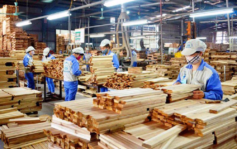 Увеличение экспорта деревянной мебели в Великобританию