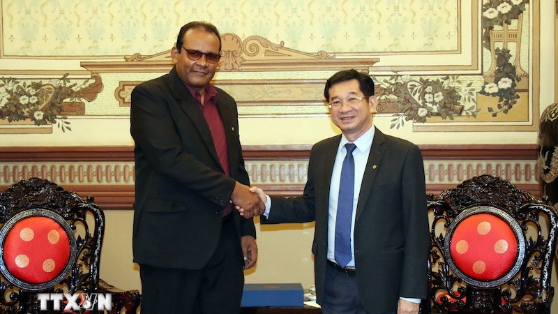 Г Хошимин и провинция Сантьяго-де-Куба продвигают экономическое сотрудничество