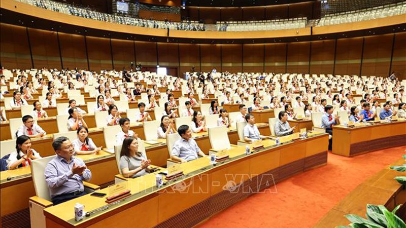 Открылось 2-е имитационное заседание «Детское Национальное собрание»