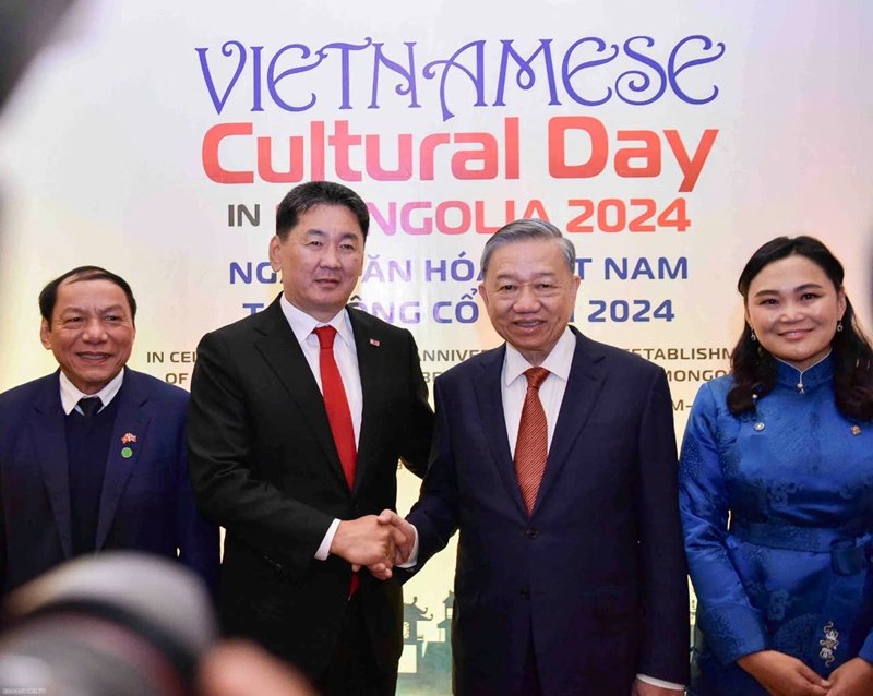 Генсек ЦК КПВ, президент Вьетнама То Лам принял участие в церемонии открытия Дней вьетнамской культуры в Монголии