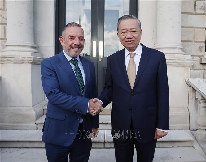 Генеральный секретарь ЦК КПВ, Президент То Лам встретился с руководителями Парламента Ирландии