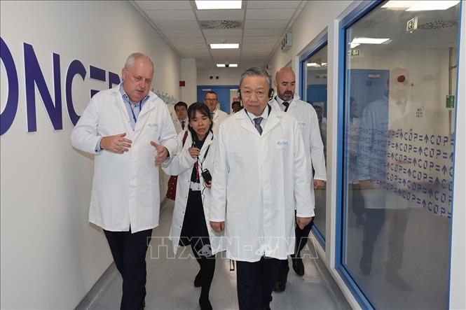 Содействие сотрудничеству и исследованиям по биотехнологиям между Вьетнамом и Ирландией