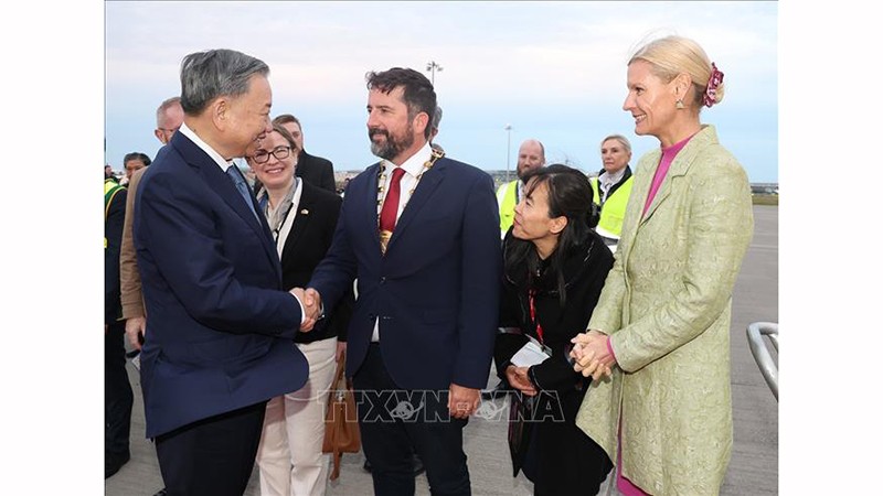 Генеральный секретарь ЦК КПВ, Президент Вьетнама То Лам завершил государственный визит в Ирландию и отправился во Францию