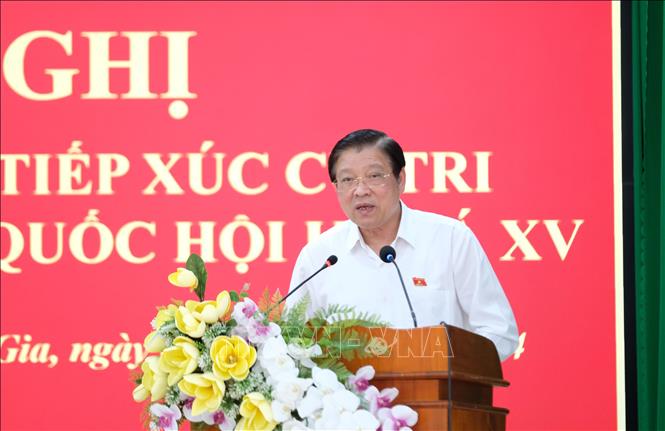 Глава Отдела по внутренним делам ЦК КПВ Фан Динь Чак провёл встречу с избирателями провинции Ламдонг