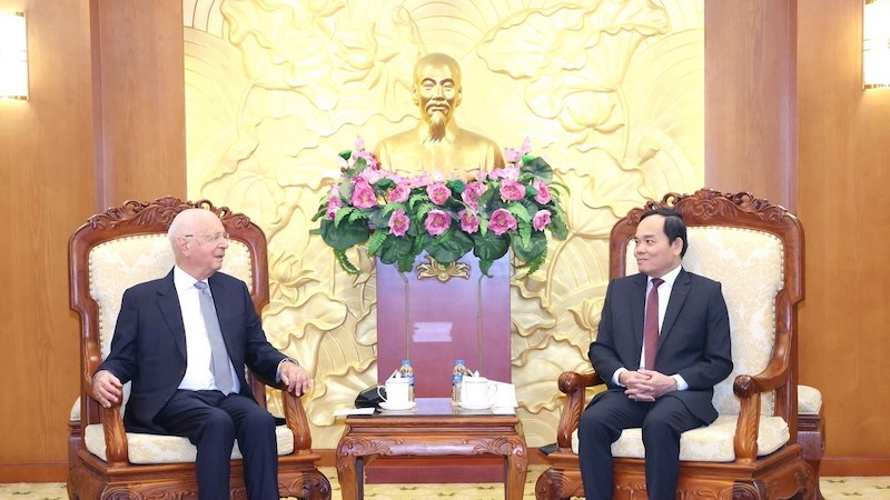 Глава Отдела ЦК КПВ по экономическим вопросам принял Председателя ВЭФ