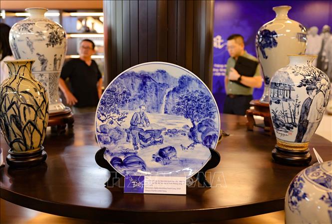 Открылась выставка Душа земли по случаю Дня освобождения Ханоя