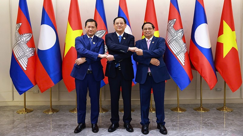 Премьер-министры Вьетнама, Лаоса и Камбоджи провели рабочий завтрак