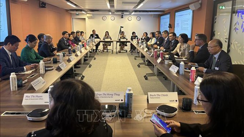 Вьетнам и Франция укрепляют сотрудничество в области производства вакцин