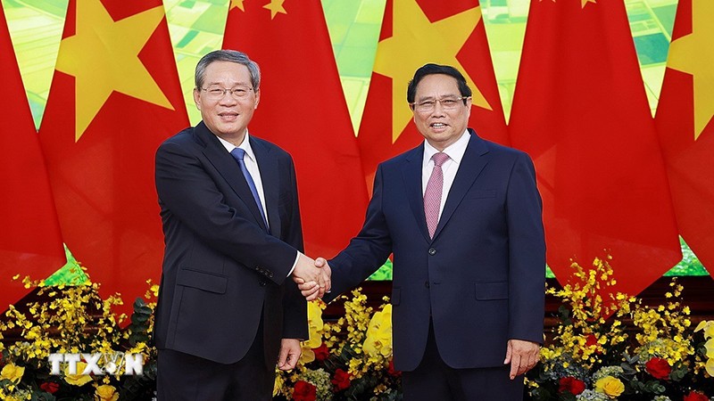 Визит Премьера Госсовета Китая во Вьетнам отразил особый характер вьетнамско-китайских дружественных отношений