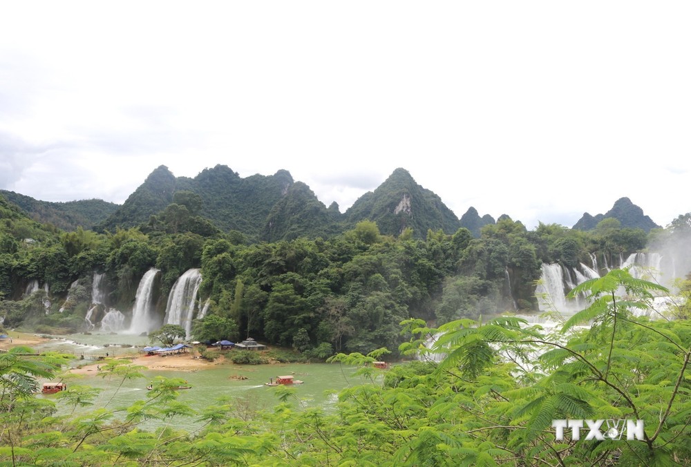 Официальное открытие туристической зоны водопада Банзёк Вьетнам – Дэтянь Китай