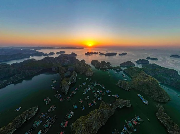 Вид сверху на старинную рыбацкую деревню Кайбео