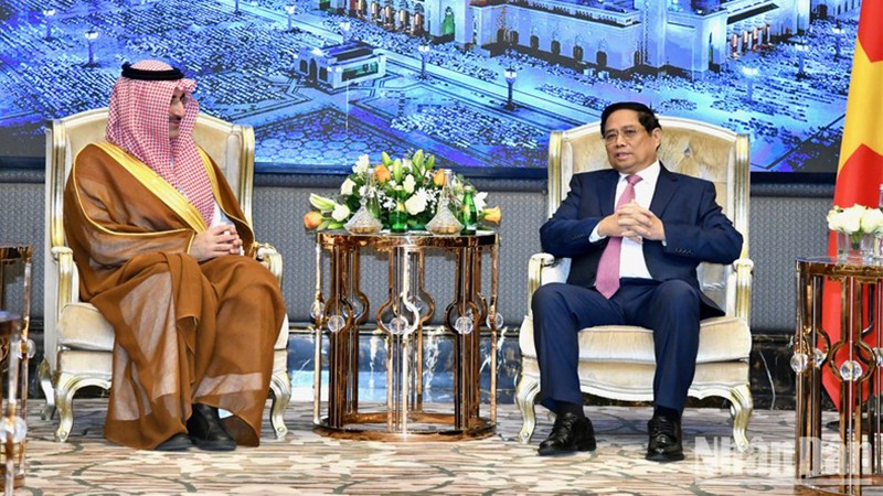 Скорейшее проведение переговоров по соглашению о свободной торговле между Вьетнамом и Саудовской Аравией