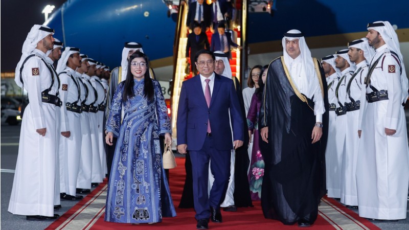 Премьер-министр Вьетнама начал официальный визит в Катар