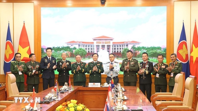 Генерал армии Нгуен Тан Кыонг принял глав делегаций стран АСЕАН, участвовавших в AMICLC-1