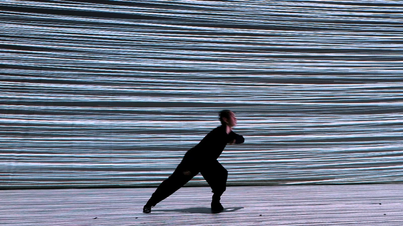 Современный японский танец в Ханое