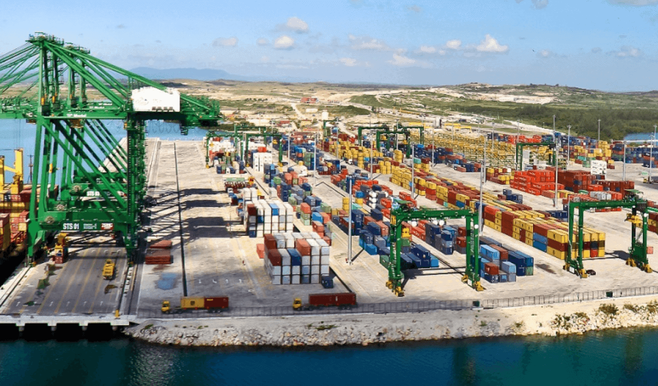 Внешнеторговый оборот может достичь 800 долларов США