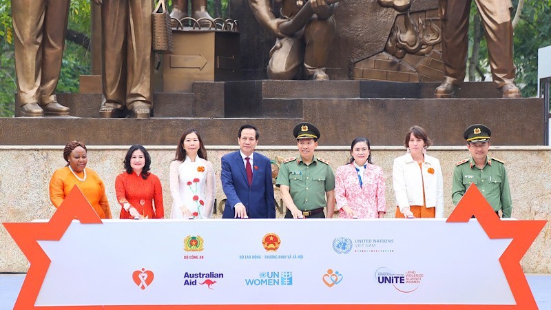 Создание возможностей женщинам и девочкам для достижения гендерного равенства