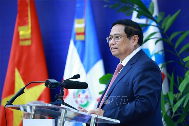 Премьер-министр Фам Минь Тинь выступил с политической речью в Институте МИД Доминиканской Республики