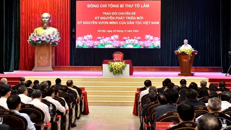 Состоялась тематическая дискуссия «Новая эпоха развития – эпоха национального подъема Вьетнама»